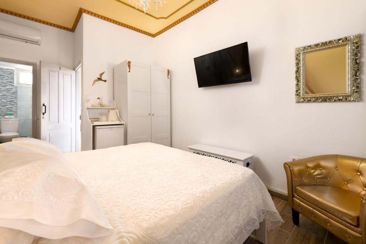 Marika'S Deluxe Rooms Symi Exterior foto