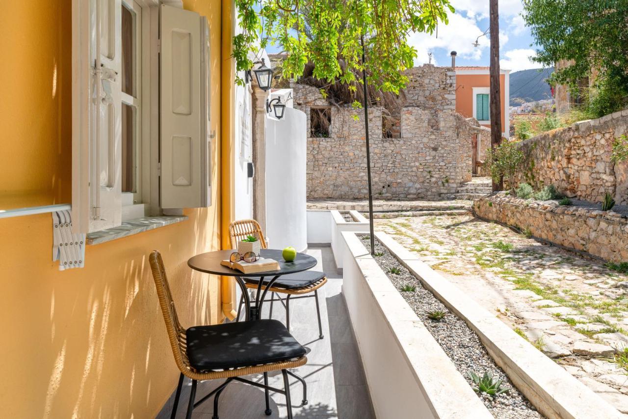 Marika'S Deluxe Rooms Symi Exterior foto