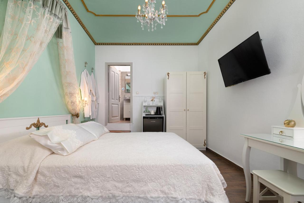 Marika'S Deluxe Rooms Symi Exterior foto