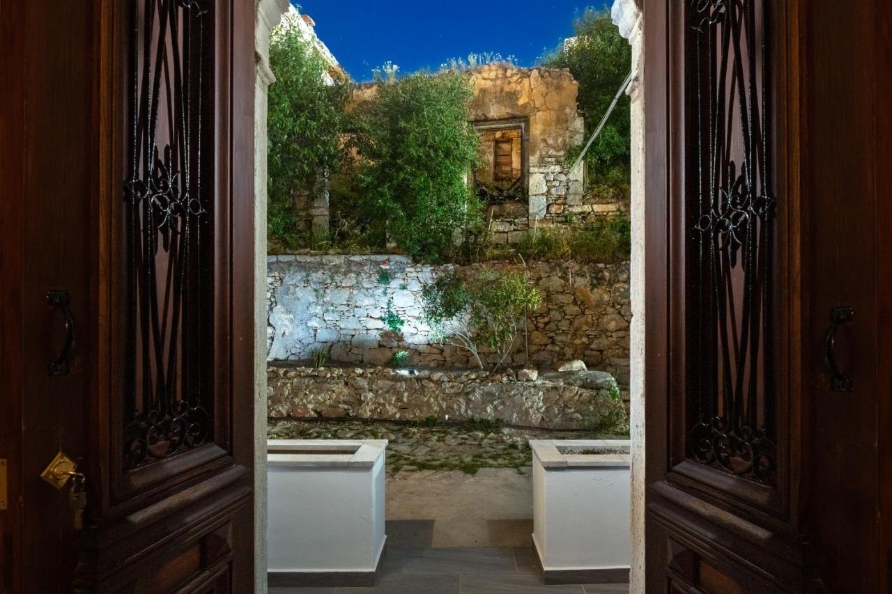 Marika'S Deluxe Rooms Symi Exterior foto